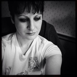 john_chor53945's profile picture. CASEYS•MOM•HAS•GOT•IT•GOING•ON