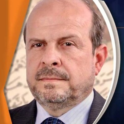 كاتب وباحث، مؤمن بإخاء الأديان وكرامة الإنسان، صدر له أكثر من 70 كتاباً مطبوعاً، بعضها في الطبعة الأربعين، يعمل على تجديد الإسلام وتطويره، وينادي بإسلام حضاري