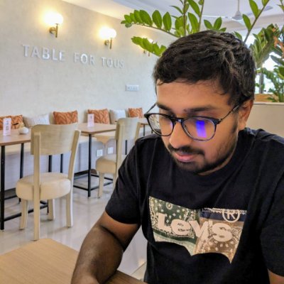 A full time husband with a zing for all things javascript | Engineer @clipboardhealth | ex-Frontend @Razorpay