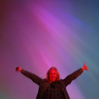 Studio engineer at Grange Farm Studio. loves music (obvs.), naff tv, skies, a no longer disappointing football team, preamps and my polytunnel.