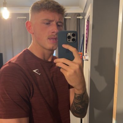 jamescaddickk's profile picture. 