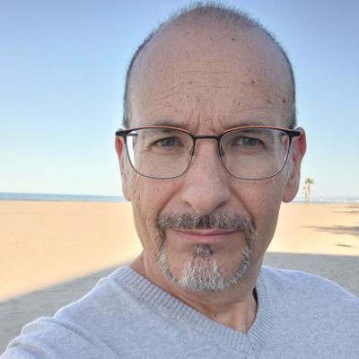 emporion09's profile picture. 🏺Profesor de Latín, Griego y Cultura Clásica🏺. Apasionado del mundo grecorromano. NVLLA DIES SINE LINEA  📜✍🏻. Καί σύ, τέκνον! 😳 Et tu, Brute! 😱