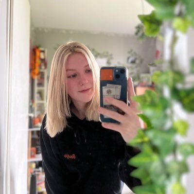 b0eker's profile picture. hi ☺️