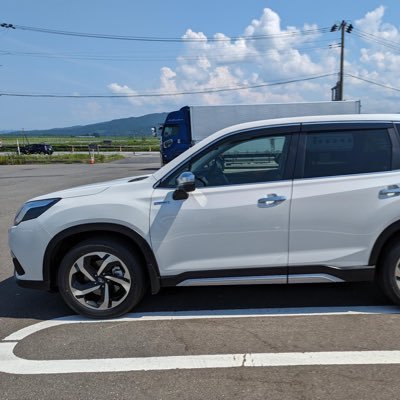 Foreji_'s profile picture. スバルの６つの星に憧れて令和5年にSKE Advanceを購入後、沼にハマりつつある凡人。初スバルです。