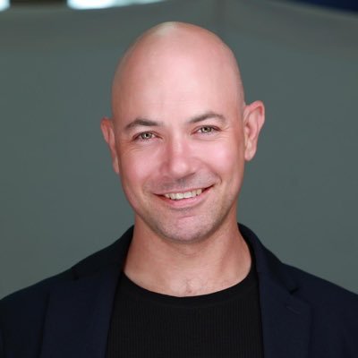 Lost in my 30s, e-comm entrepreneur by 40. I transformed my life with Amazon and now I’m here to help you do the same. Wealth, mindset, resilience.