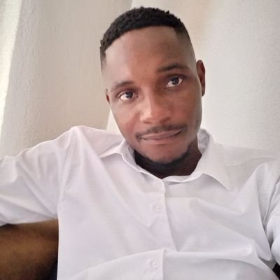 .security specialist.🔫SME #Training #Facilitator
.#ProudlySouthAfrican
@KaizerChiefs 4life #ManUnited #Barcelona
i follow house music.😐😕