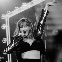 linds :D ❤️🔥 (@strayswiftie) 's Twitter Profile