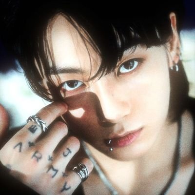 jonggkuk's profile picture. #𝗙𝗮𝗸𝗲 — 1 9 9 7 ! ❏  Bangtan Sonyeondan maknae, Jungkook 𝒅𝒆́ Jeon.