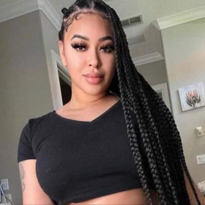 RileyRosely's profile picture. 