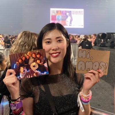currently in france🥐🇫🇷🩷 / japanese girl🇯🇵🌸 / Loft89 in tokyo🩵 / T liked x 13 / taylurking x 6 / Taylor is my sunshine✨ / Amos🤍