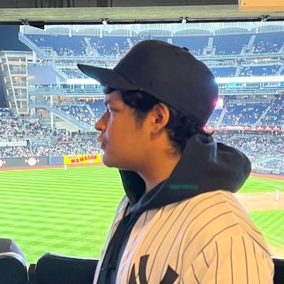 Clutchy_'s profile picture. 25 | wz | 🇪🇨