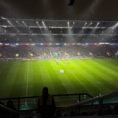 harry17203's profile picture. 