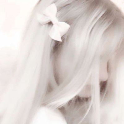 bunnychapel's profile picture. catholic school dropout • 24