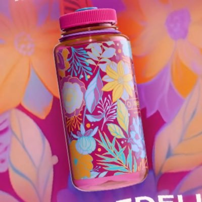 reedihcueles's profile picture. just embracing the void