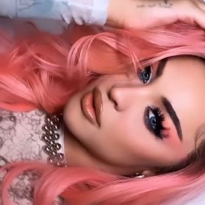 Vittar_babe's profile picture. 🌈