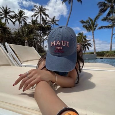 Freelance UI Designer - Closed Co Owner of Jusu on Roblox!