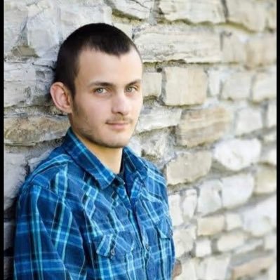 Thomas_Franco01's profile picture. 22, ✝️John 3:16✝️
