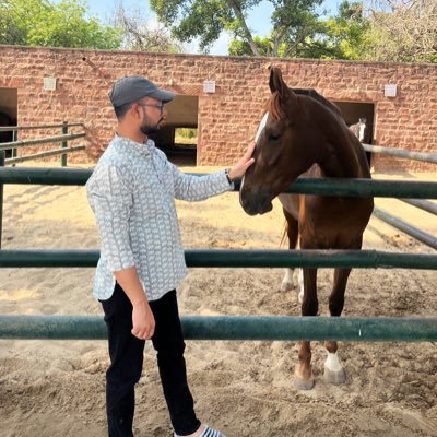 ashutoshkIN's profile picture. Wordsmith in the making, fueled by curiosity and caffeine. 📝☕️