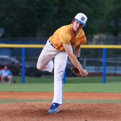 CharlieBerryma1's profile picture. 6’1 205 RHP @NiagaraBASE