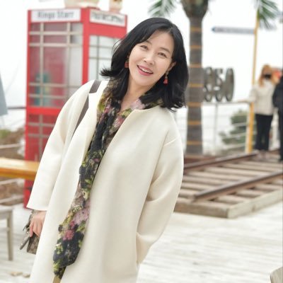 Cindy256Kim's profile picture. 🇺🇸Be born, 🇰🇷grow up，HolyrainRegional agents, The mother of two daughters,🇺🇸and🇰🇷Round trip between, I like traveling and food, currently learn golf