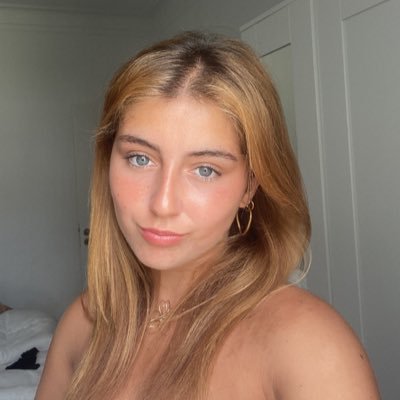 insrosa20's profile picture. 🥀