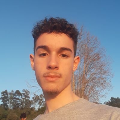 offkouxz's profile picture. só o impossível me interessa