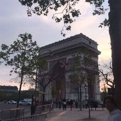 thiago_ruiz17's profile picture. 