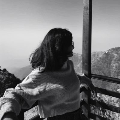 simbaJazzz's profile picture. Scholar @saplabsindia | Developer | learning and building cool stuffs🌸🦋