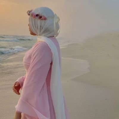 اللهم خَير الأمور، وخَير الأيام، وخَير الأقدار🌸