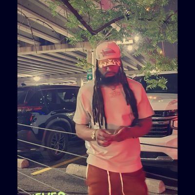 I only need the simple things in life; Gasā½ļø, Sports š
& Somebodi Mama š„“š¤·š¾āāļø #GramblingAlumnus #TwitterVeteran #SocialIntrovert
ItsJusTwitter remember thatā¢