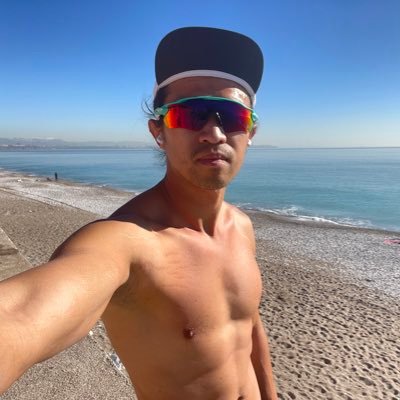 damiensu's profile picture. Climber, adventurer, traveller, dog lover + foodie.