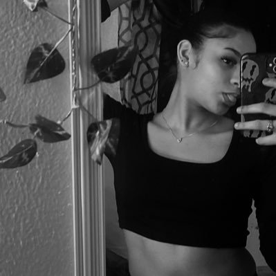 liahhbandzz's profile picture. 💛