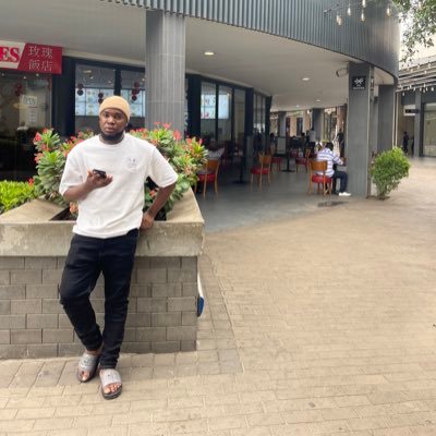 Artist, singer and song writer.proud Igbo boy 🇳🇬naija based in Ghana 🇬🇭Tele -0592896372 https://t.co/pX2tCRnAyN