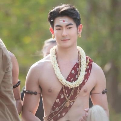 karvislays's profile picture. 🦚❤️ Radhe radhe