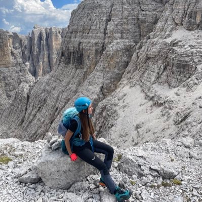 PhD Student Biomolecular Sciences @CIBIO_unitrento 🧬 Laboratory of cell biology and molecular Genetics @LabCusanelli #TERRA #Telomeres #Rloop #mountains🏔️