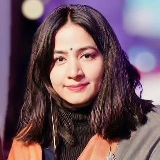 Actor-Performance Maker. National Award Winning Theatre Director. Fellow @ministryofculturegoi #shardapandit in #kashmirfiles