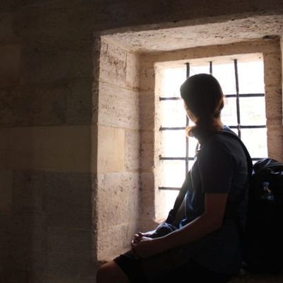 Talhaozcnnnn's profile picture. Tarihe ve biraz da Kieslowski sinemasına hayran bir insan.