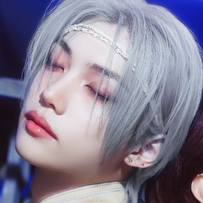 _bbok915's profile picture. #필릭스 #Felix GIF•JPG .•♥