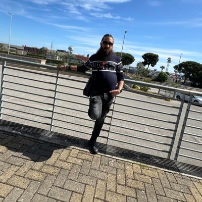 rossorelativo82's profile picture. 