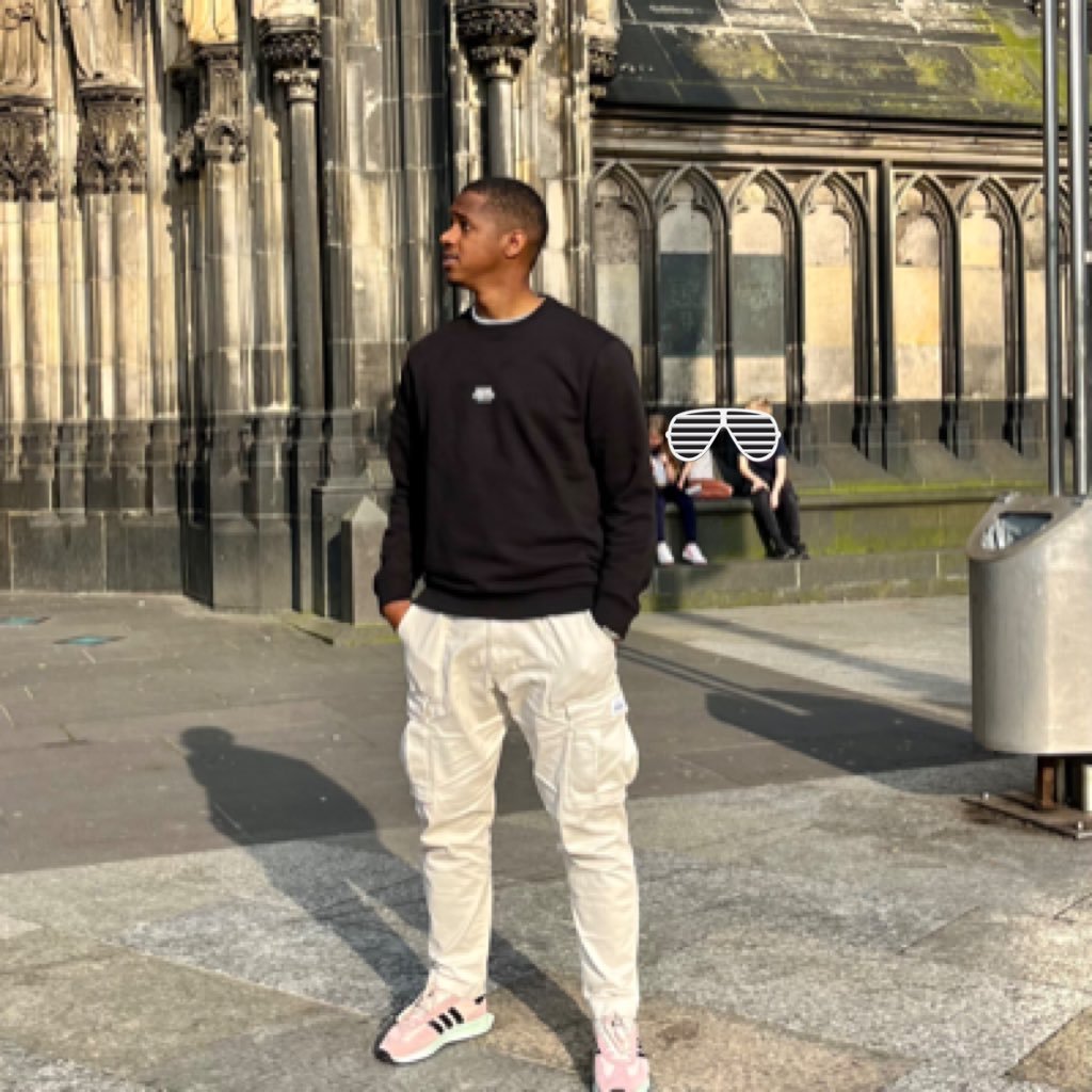 kourakodeur's profile picture. Software engineer