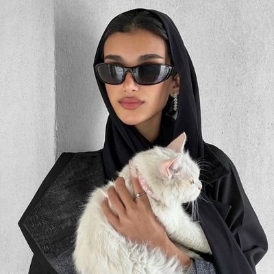 محسوبة ضمن ندرة الأشياء
والفرص السعيدة
والأشياء التي يستحيل أن تكرر💫♥️