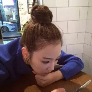 ytinzyun18449's profile picture. 