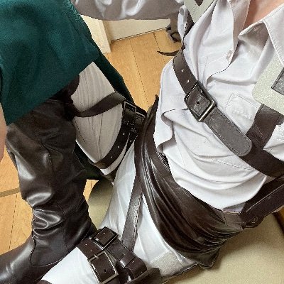 アニメ、コスプレ好き!
イラストも書きます!物作りが好きで夢中になると時間を忘れちゃう( ˘ω˘ )
1人で⚪︎⚪︎なんでも挑戦...