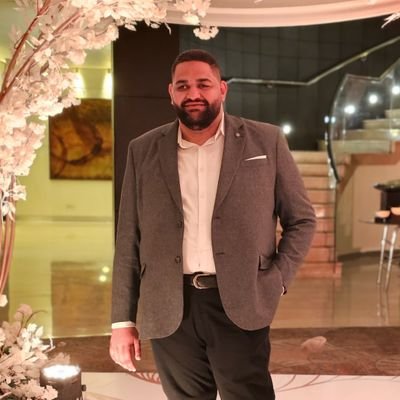 Shafiiiq's profile picture. على تويتر بقول المفيد...