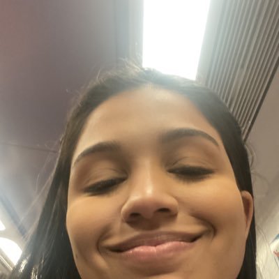 _krlnq's profile picture. proletariada humilhada pelo transporte público