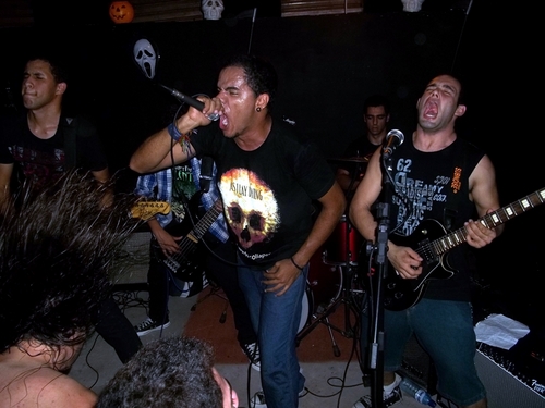Groove/MetalCore
Em breve novas músicas no
http://t.co/NCPuGObYqB