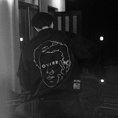 deonxqr90092's profile picture. 