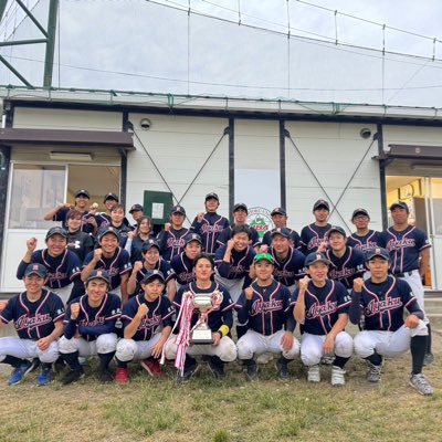 月は自主練習、火木は18:00頃から 土曜日は試合のない日は9:00から小松島グラウンド(体育館前)で練習しています!新入部員、マネージャー、学年、学部や野球歴問わず随時大募集中です! 気軽に見学来てください。質問はリプライ、DMでどうぞ!⚾️インスタもやってます!ぜひチェックしてください!