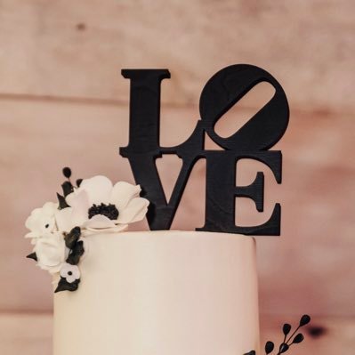 XoMeLiSsOuLaXo's profile picture. 🍯🐝