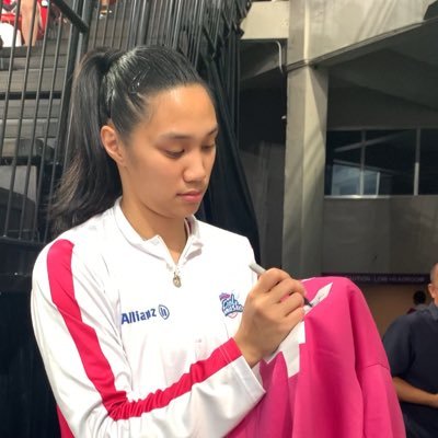 Met BDL 25.04.24 🥹🫶🏽 shoot your shot or not?! 💙 Darling 28.01.22 #ParaSaBayan #LabanFilipinas - FIFAWWC23